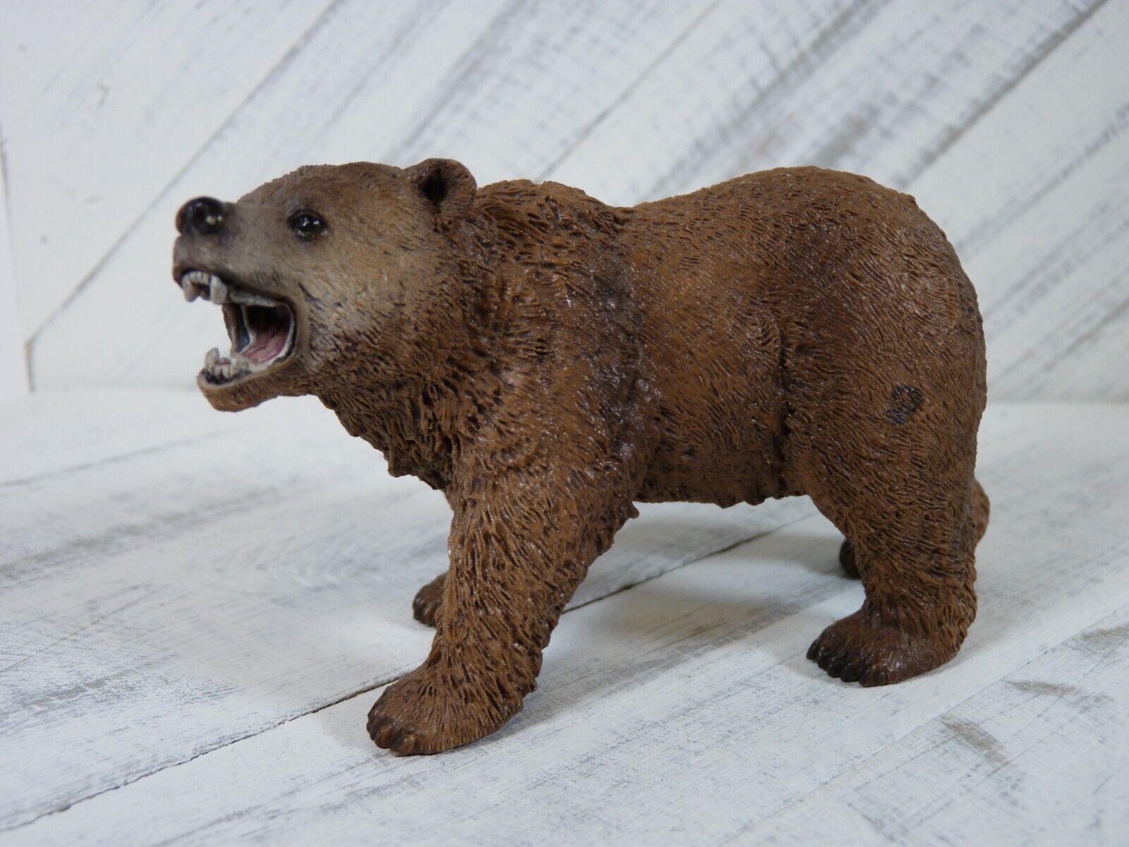 2012 Schleich D-73527 Brown Grizzly Bear Figure - A2