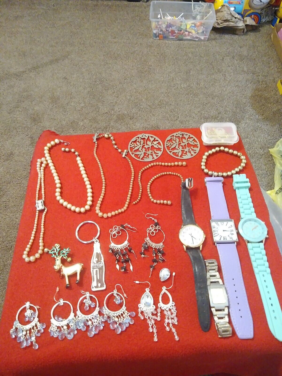 vintage junk drawer lot Jewelry Miscellaneous Unresearched Untested