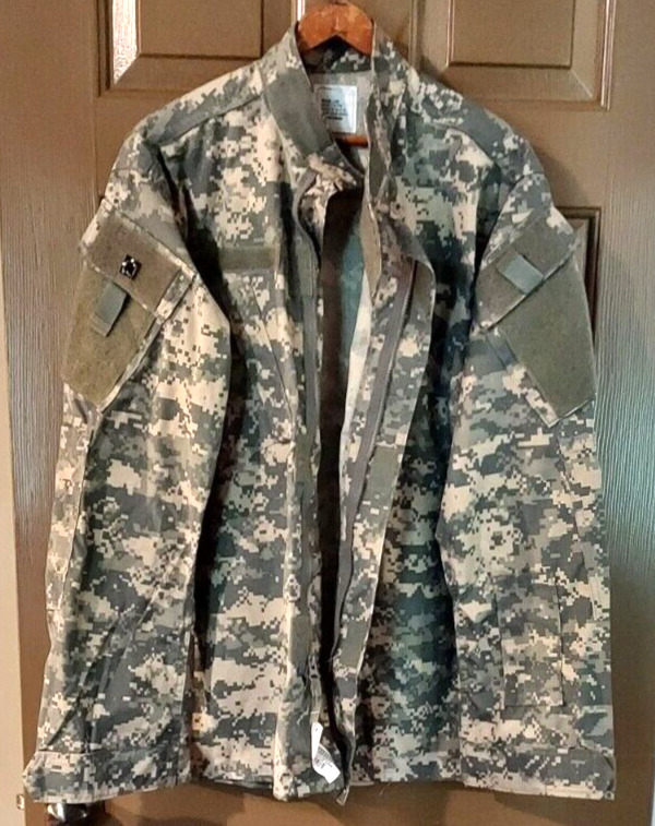 NEW NACU Shirt/Coat Sz M Regular USGI Digital Camo Ripstop Army Combat NOS