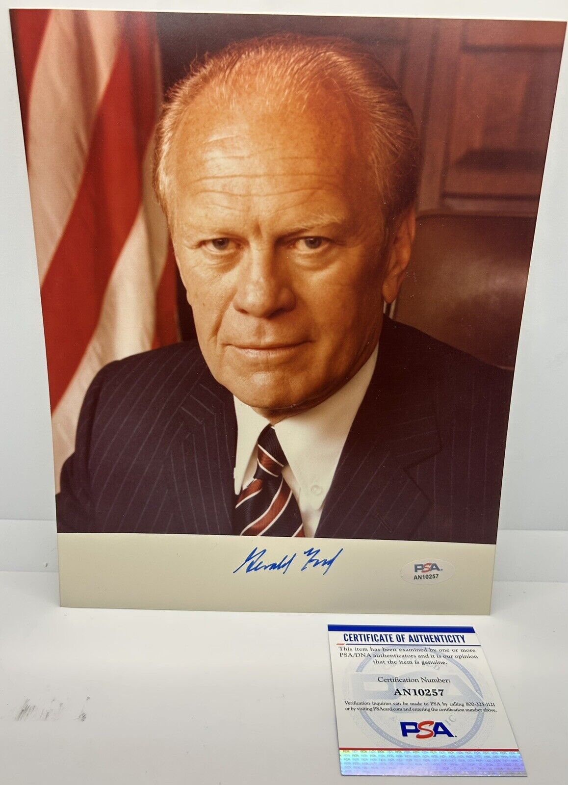 Gerald Ford Signed 8x10 Photo Autographed POTUS PSA/DNA COA