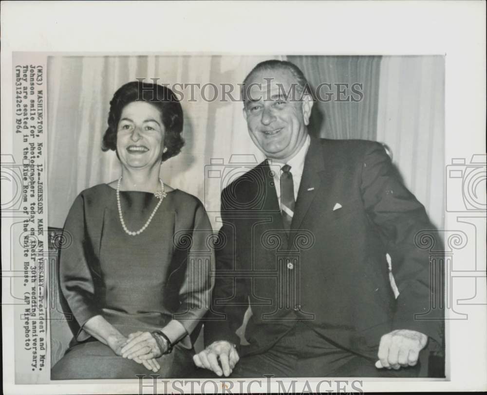 1964 Press Photo President & Mrs. Lyndon B. Johnson on 30th Wedding Anniversary