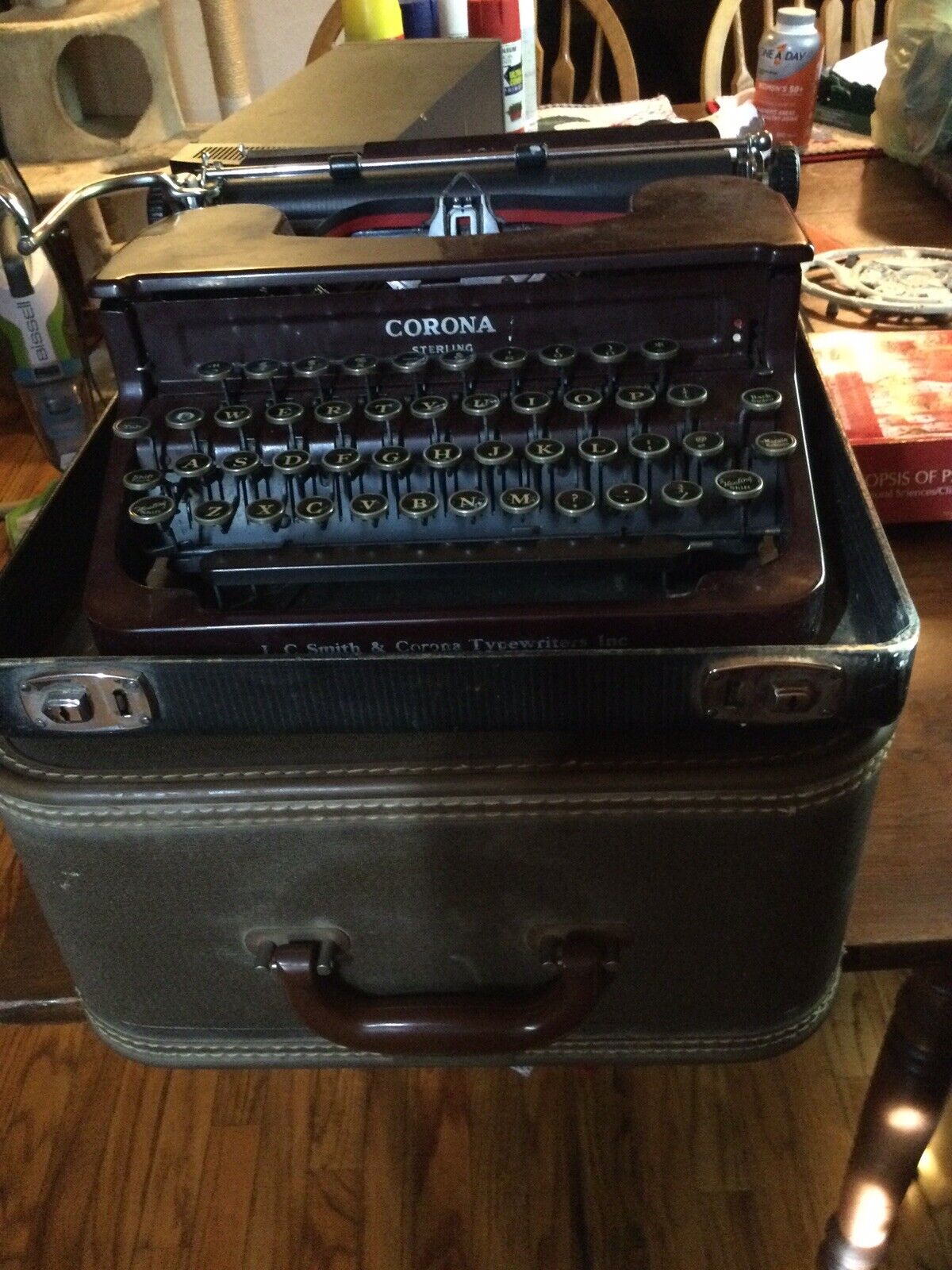 1920”s corona smith typewriter.  Beautiful Working Old-school Typewriter.