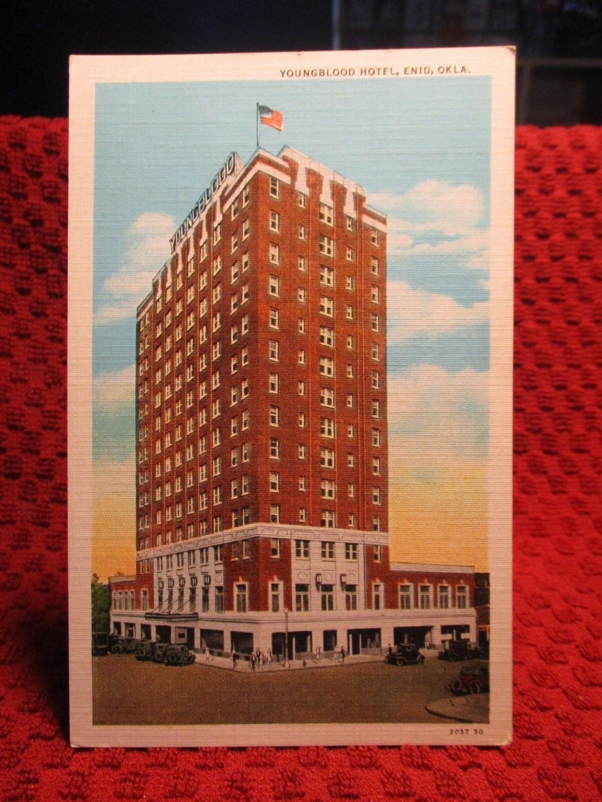 1940'S. YOUNGBLOOD HOTEL. ENID, OKLAHOMA. POSTCARD F5