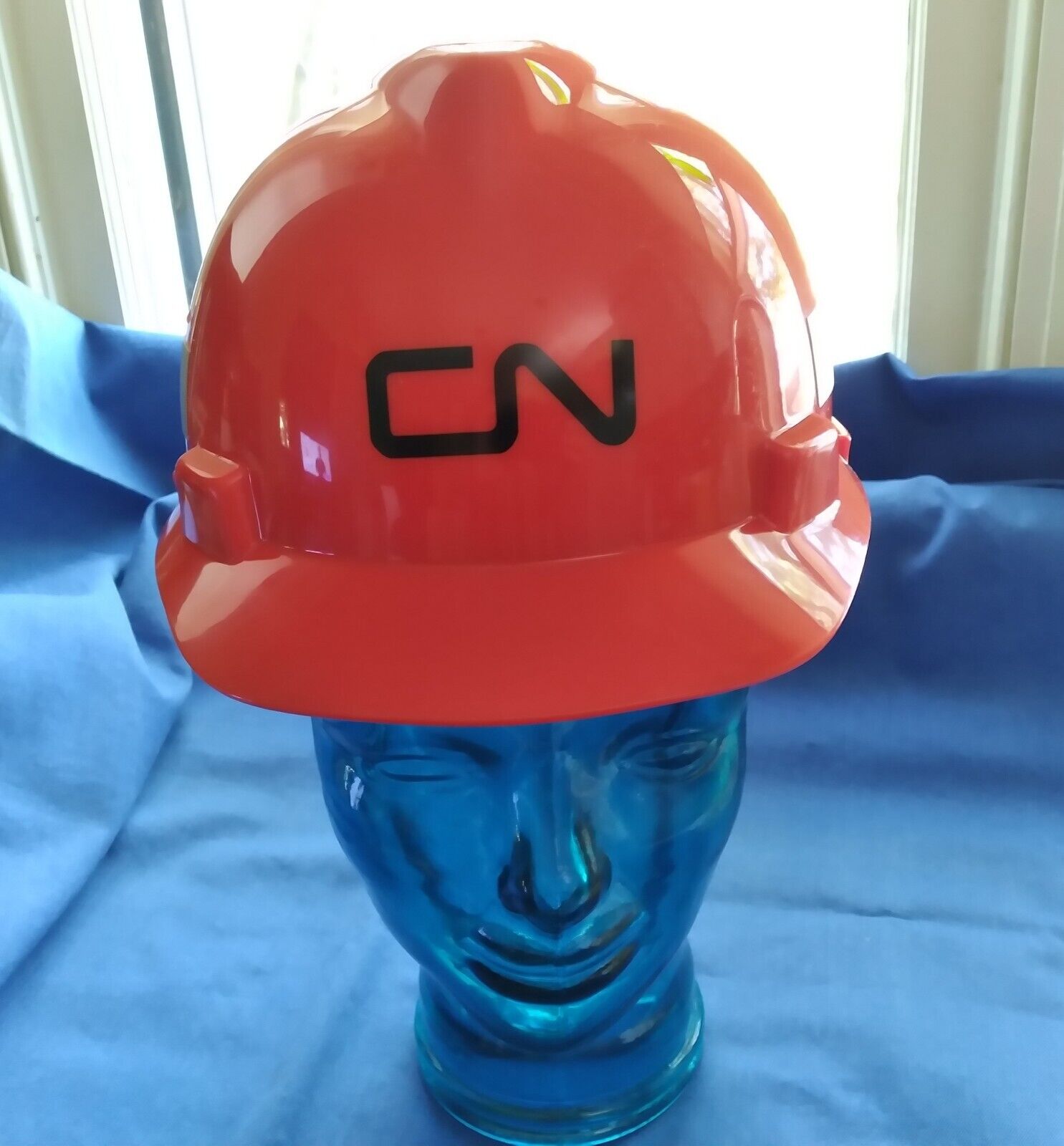 CN Railway Railroad Train Hard Hat NEW OLD STOCK Safety Helmet MINT CONDITION