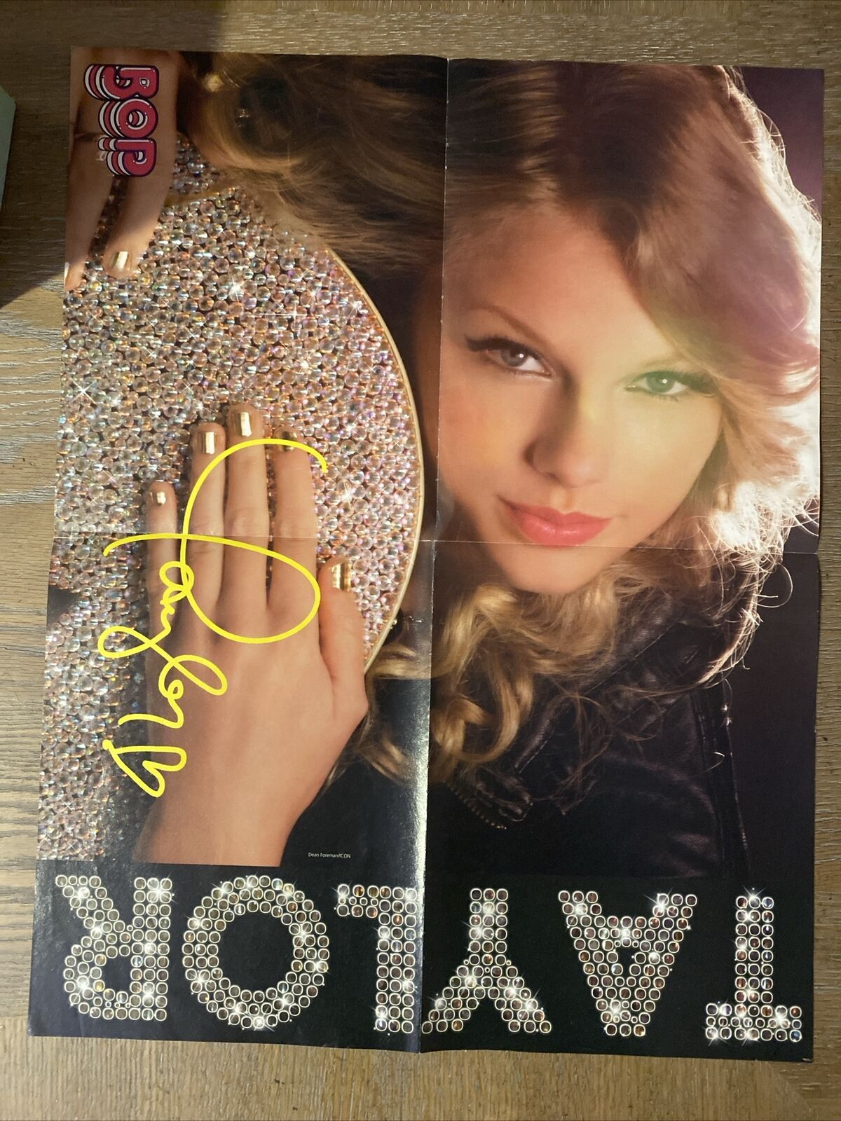 Taylor Swift and Taylor Lautner teen magazine poster Y2K VERY RARE