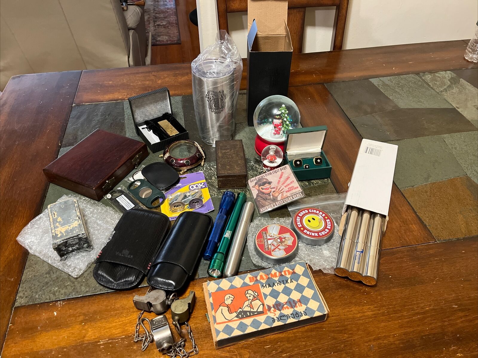 VINTAGE / ANTIQUE JUNK DRAWER ODDITIES / COLLECTIBLES LOT