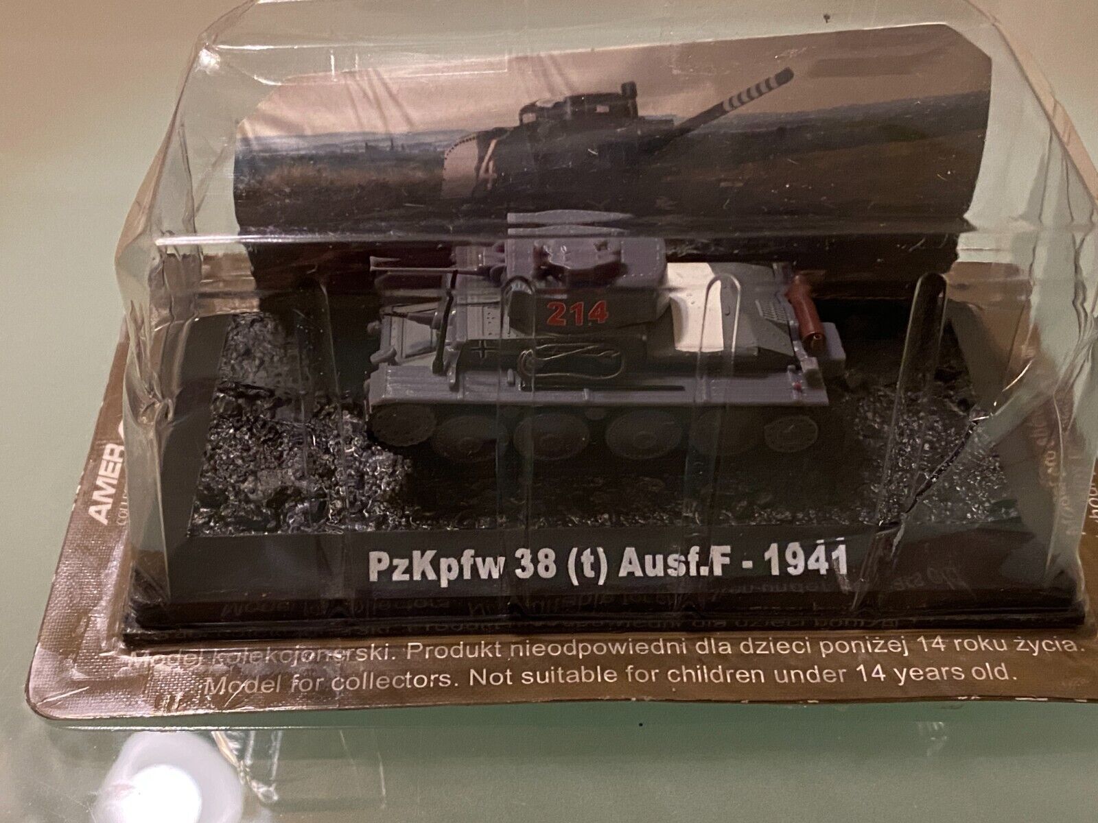 Amer Com PzKPFW 38 (t) Ausf.F  1941 Diecast 1/72 Scale Un-opened In Blister Pak