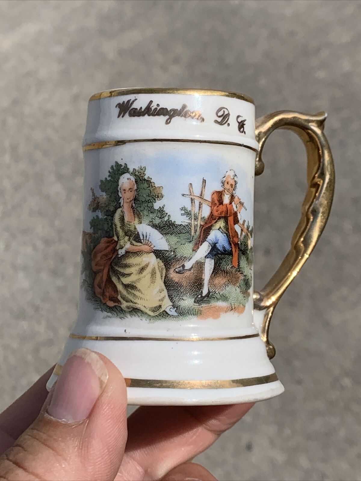 Vintage A Capsco Souvenir Shot Glass Mug George Martha Washington D.C. ❤️sj8j5
