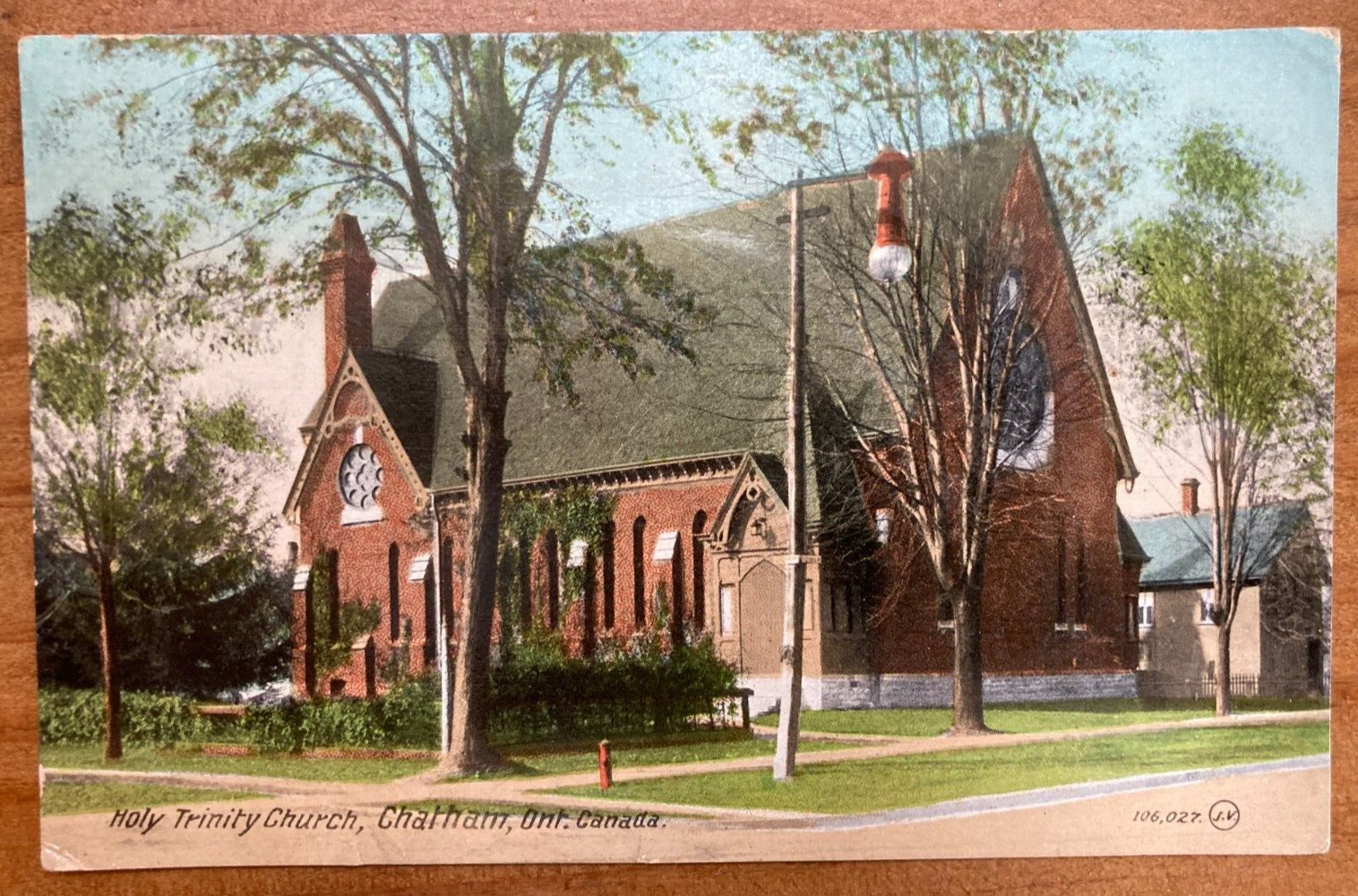 Vintage Holy Trinity Church Postcard 106,027. J.V. Valentine & Sons Publishing