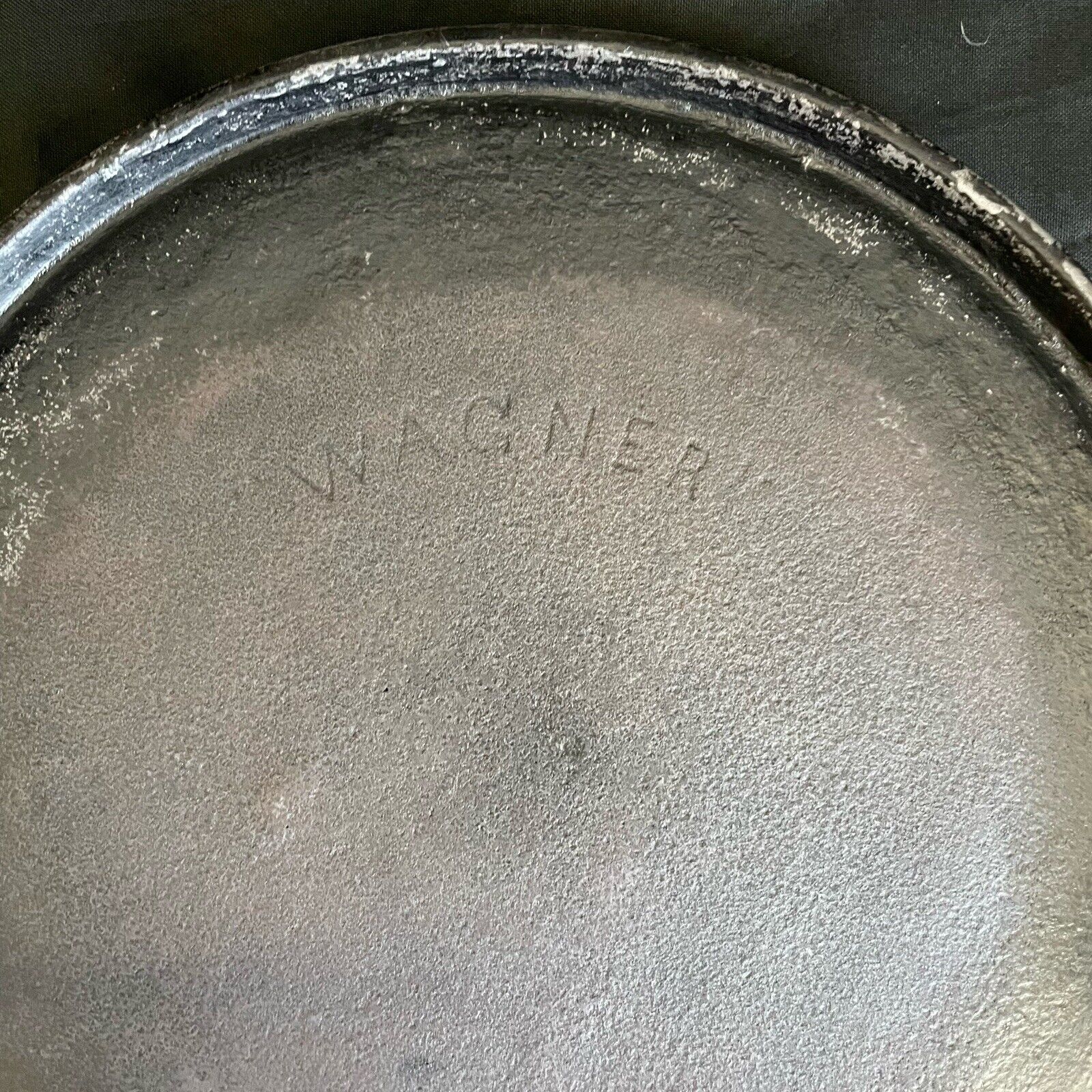 Antique Wagner #8 CI Griddle ARC logo, Early model 1890s-1910 . Not Restored