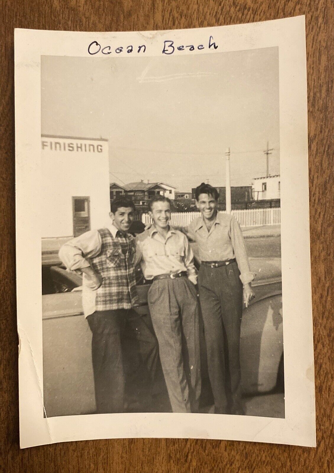 1940s Ocean Beach San Diego CA Handsome Young Men Smiling Car Real Photo P10t18