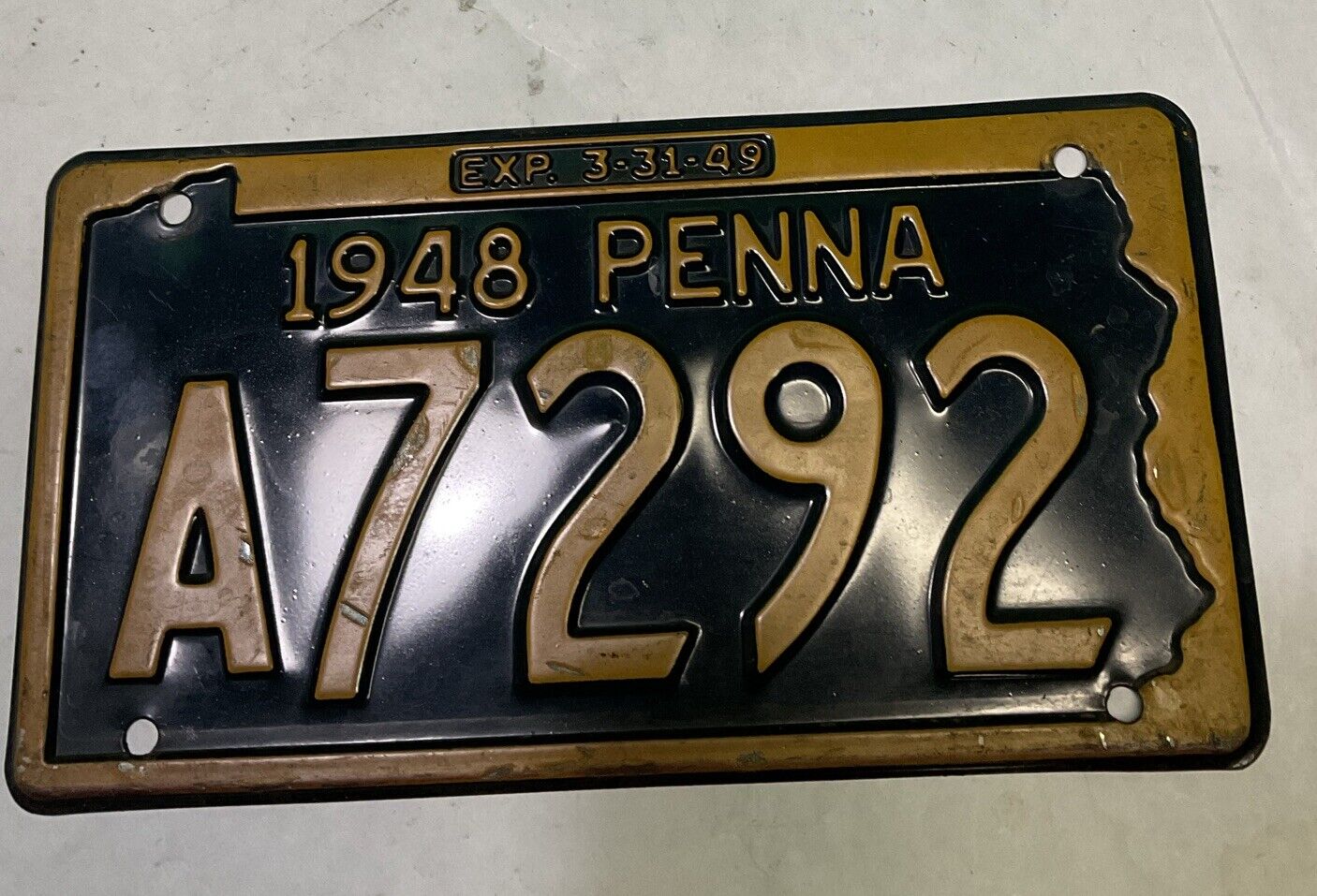 Vintage 1948 PENNA License Plate A7292 EXP. 3-31-49 Yellow With Blue