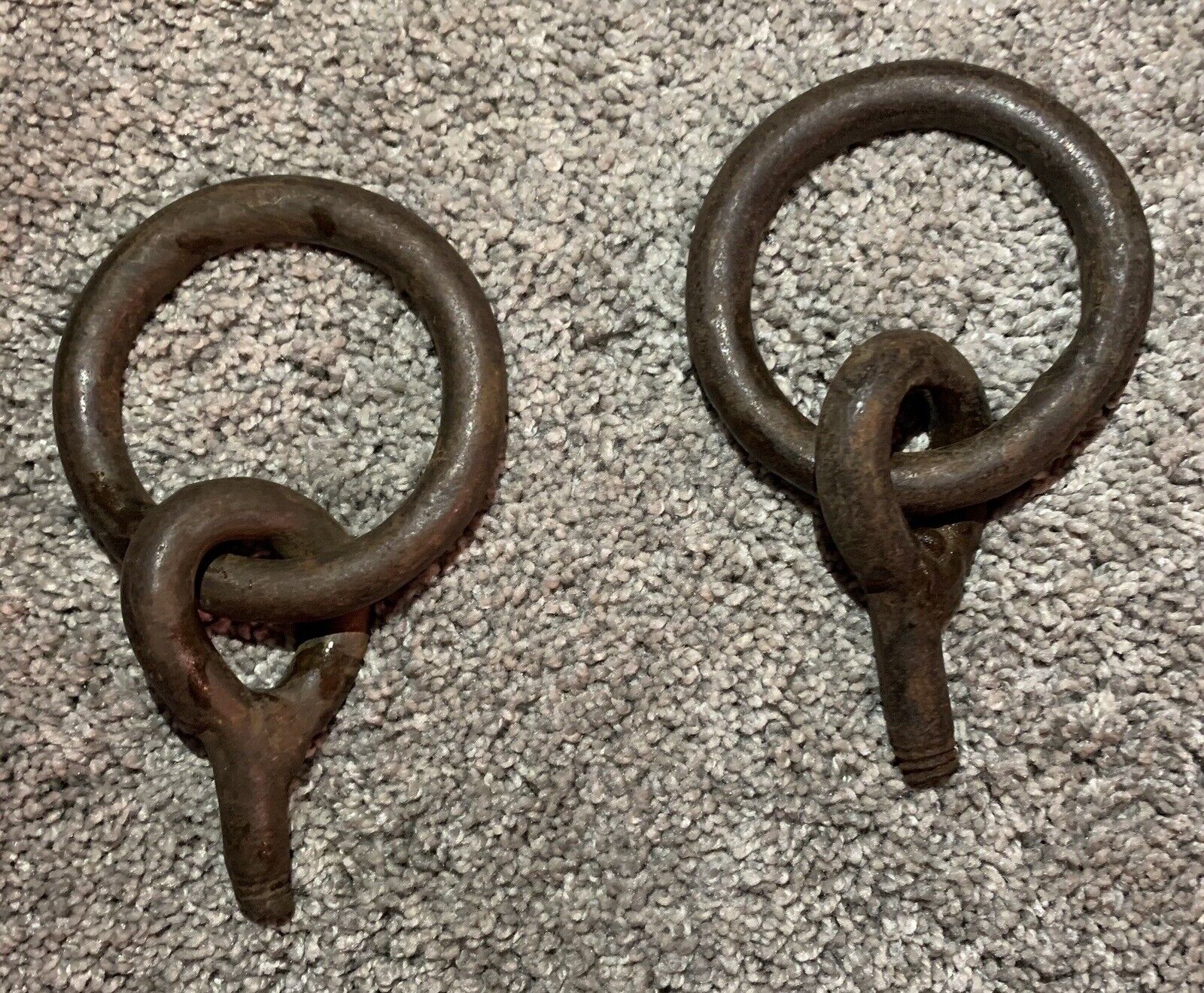 VINTAGE WROUGHT IRON HANDFORGED TETHER RING HITCHING POST RING 3 INCHES, HEAVY