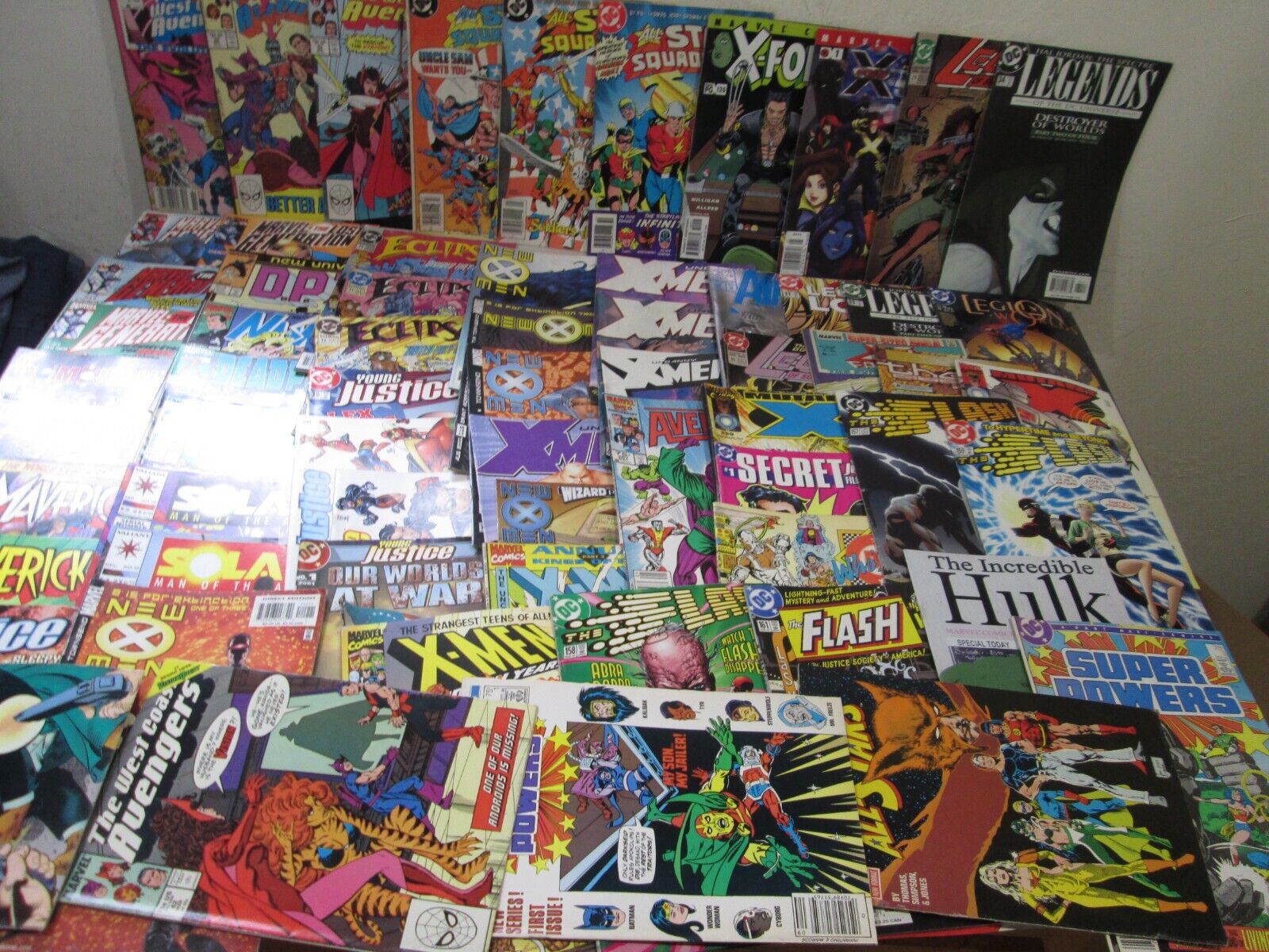 Lot of 64 Mixed Comic Books DC Marvel Super Heroes X-Men Eclipse & More