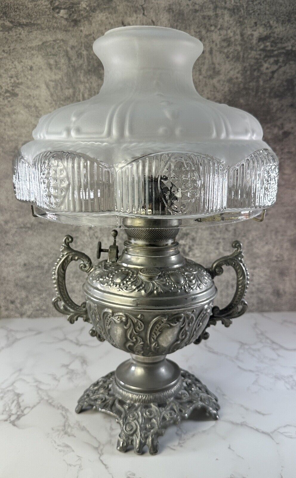 Antique B&H Bradley Hubbard Kerosene Oil Lamp 1800s Orig Glass Shade Must See