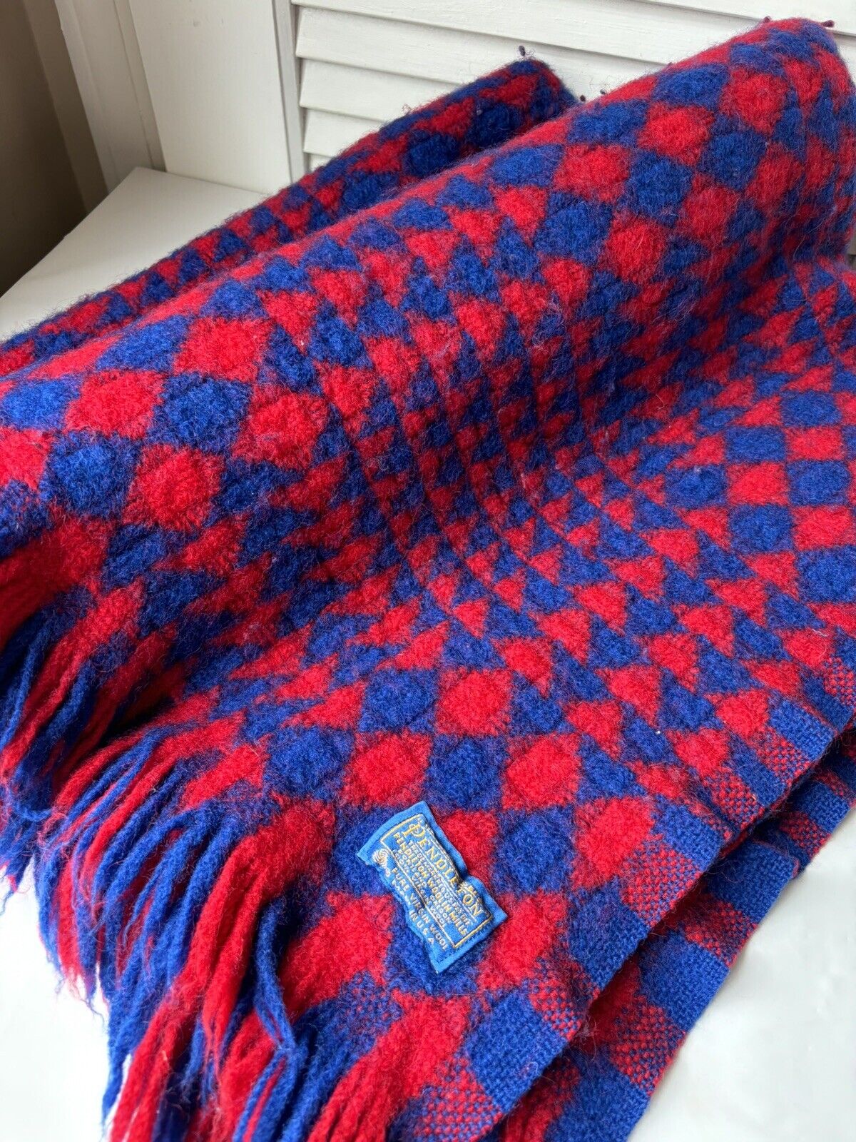 vintage pendleton wool throw blanket Red Blue Size 40”x51”
