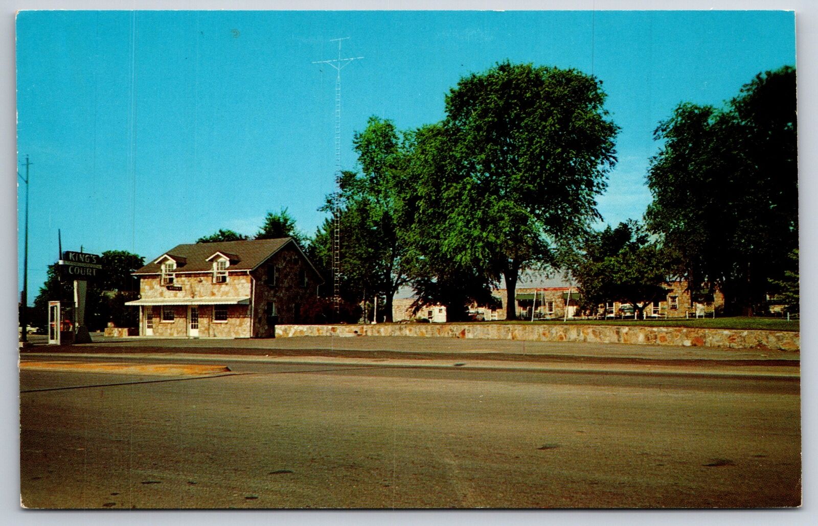 Roadside View~Hopkinsville Kentucky~Kings Court Motel On US 41A~Vintage Postcard