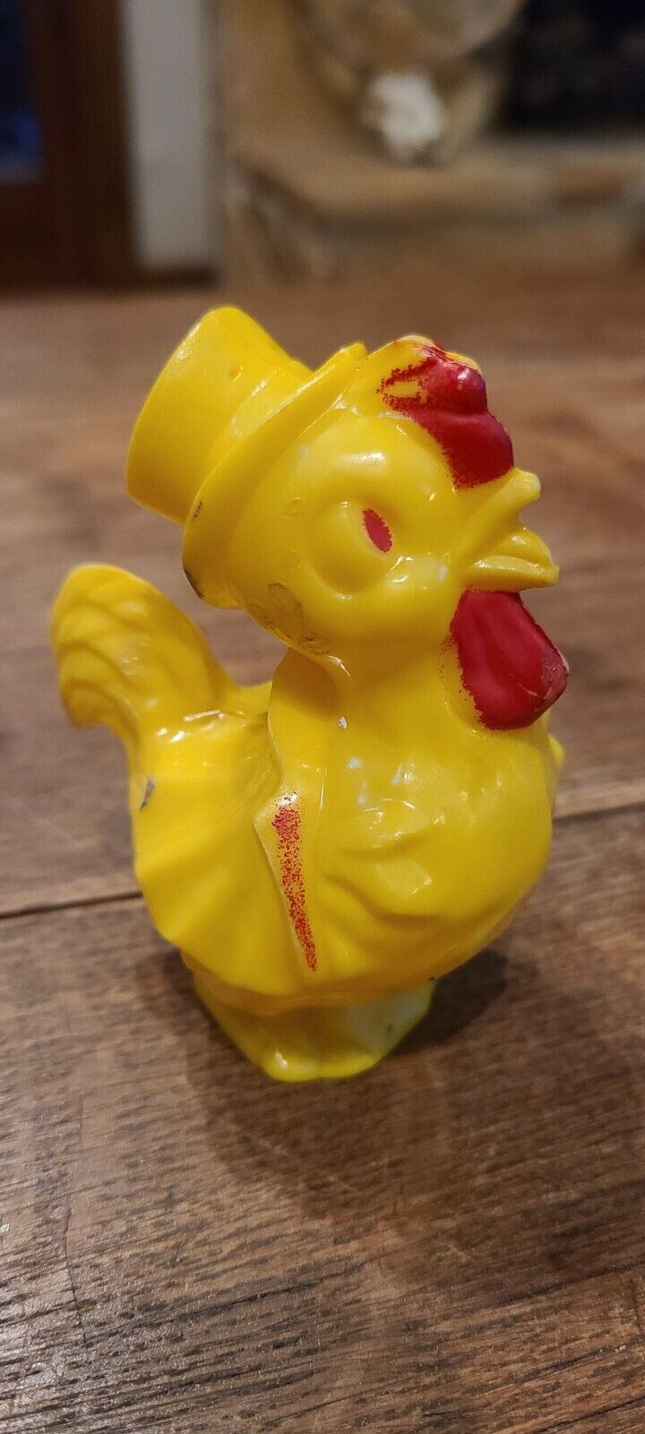 Vintage Irwin Rosbro Easter Rooster Chicken Rattle Plastic Toy