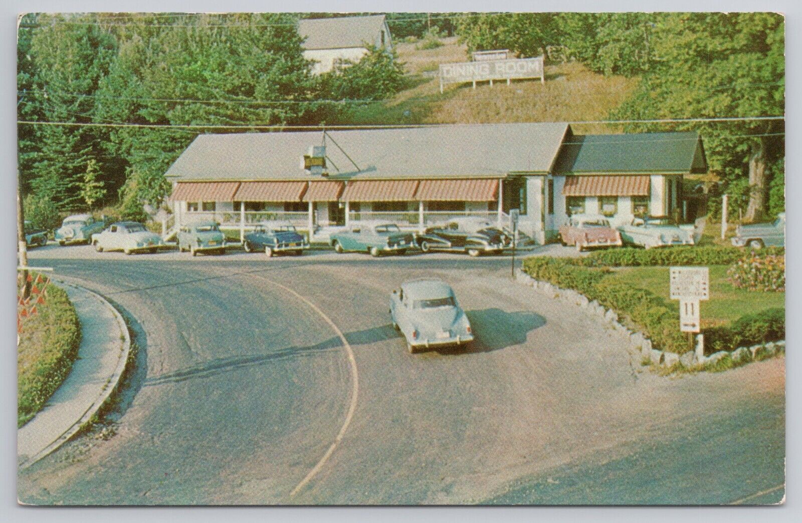 Myrtle Ann Dining Room Alton Bay New Hampshire NH 1950s Postcard Cars