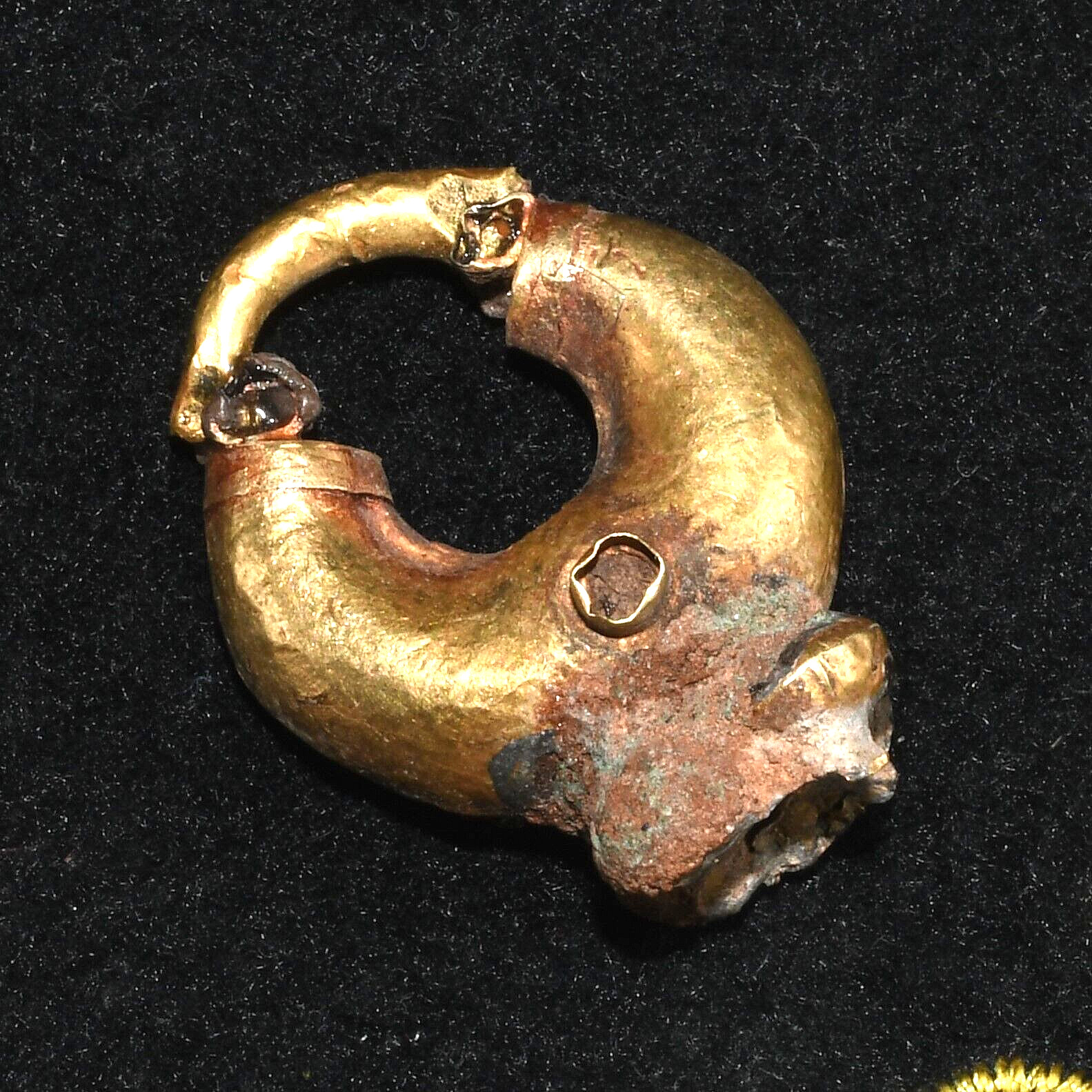 Large Ancient Hellenistic Greek Gold Earring in Good Condition Circa 500- 400 BC