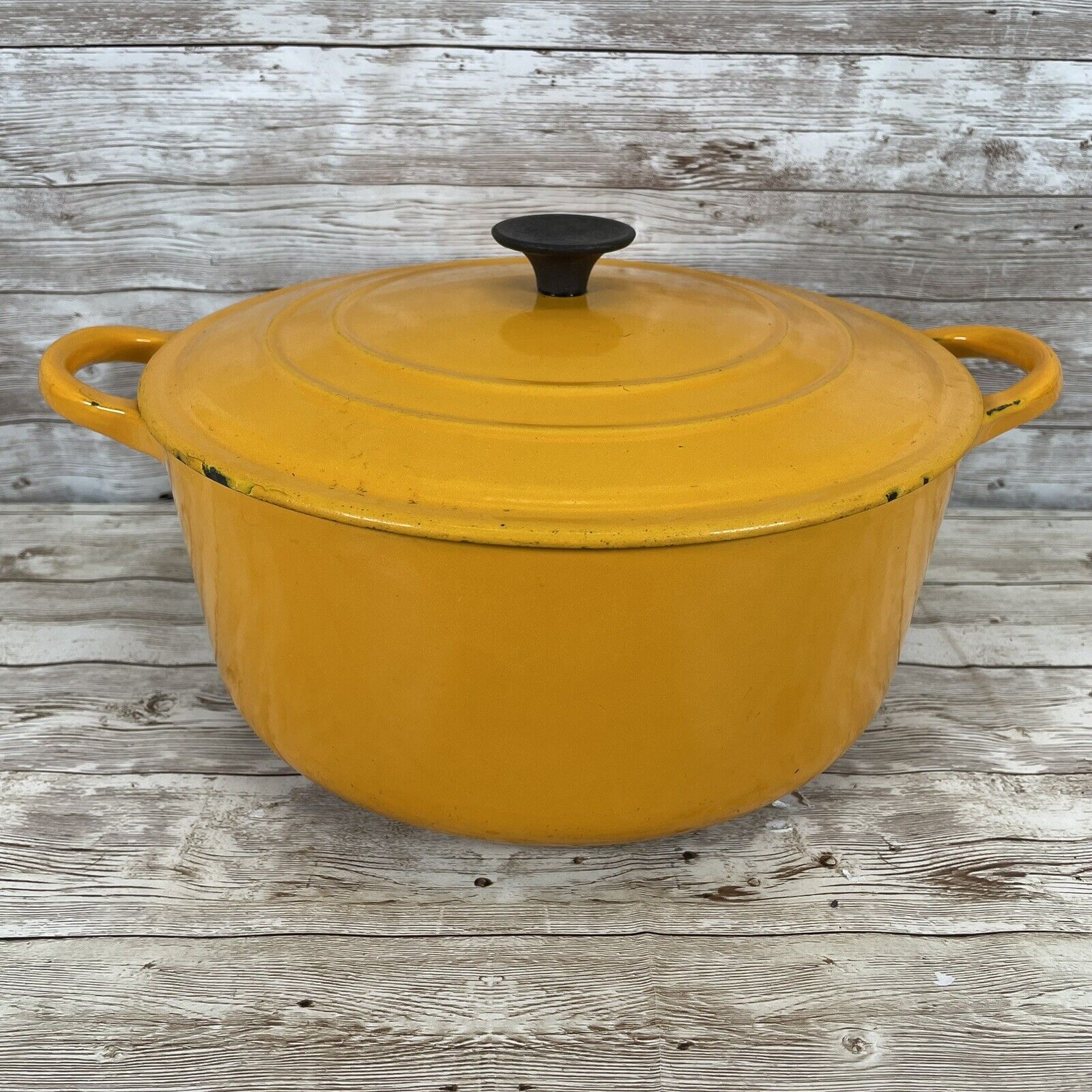 Vtg LE CREUSET E 4.5 Qt Enamel Cast Iron Dutch Oven Pot Lid Round Yellow France