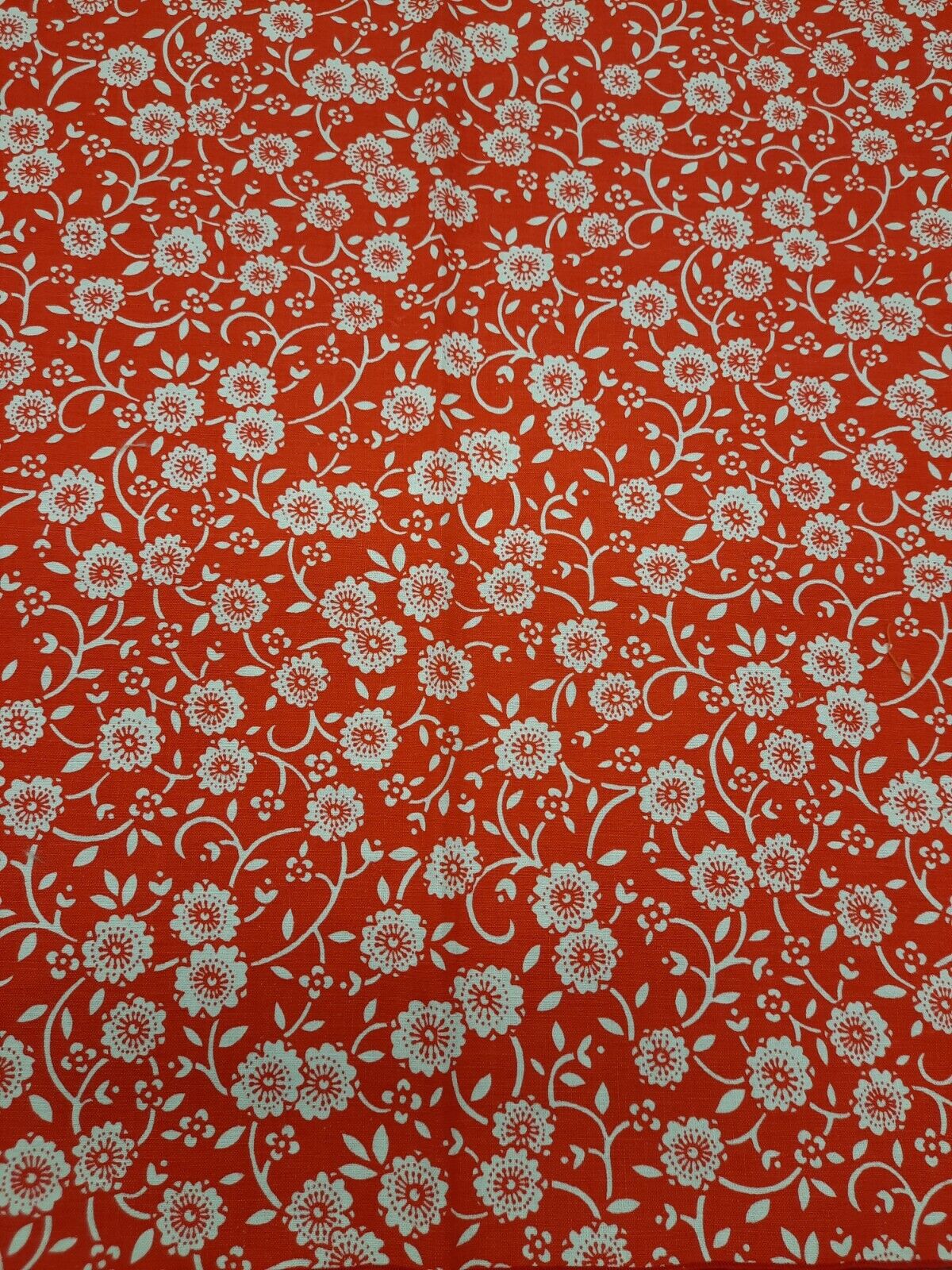 Beautiful Country Calico Print Tablecloth Red & White 50\