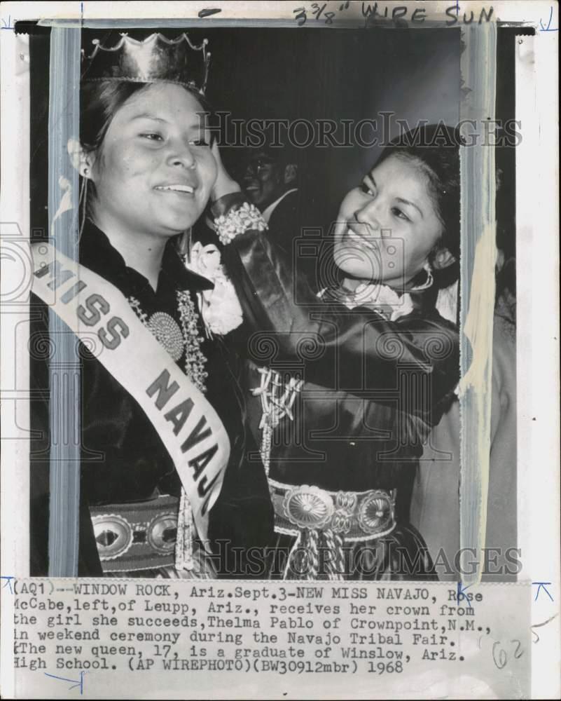 1968 Press Photo Rose McCabe Crowned Miss Navajo at Navajo Tribal Fair, AZ