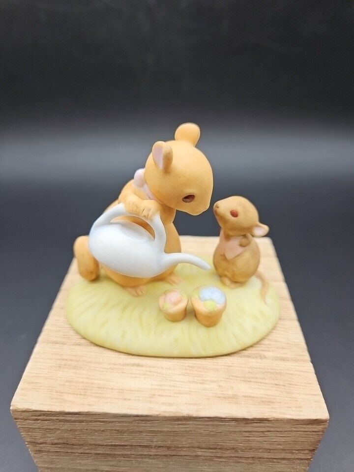  Tiny Talk Figurine Mom Mouse with Baby Mouse Watering VTG 1975 Porcelain
