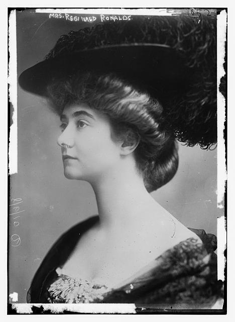 Photo:Mrs. Reginald Ronalds,August 6,1910
