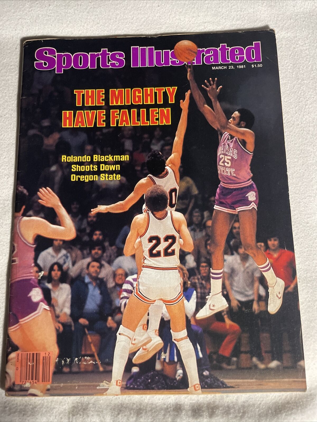 1981 March 23 Sports Illustrated Magazine, The mighty have fallen   (CP246)