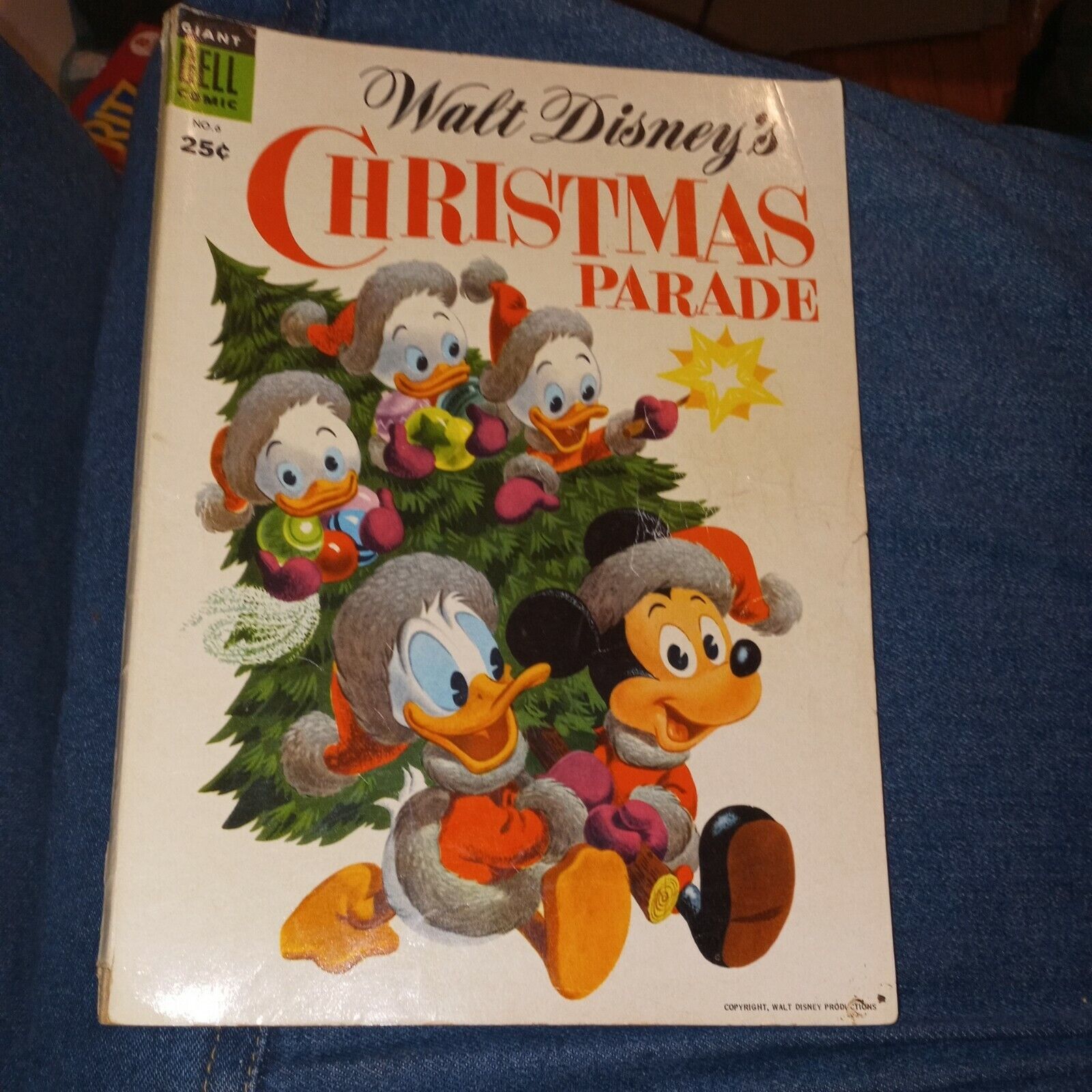 WALT DISNEY CHRISTMAS PARADE DELL GIANT 6 golden age precode UNCLE SCROOGE 1954