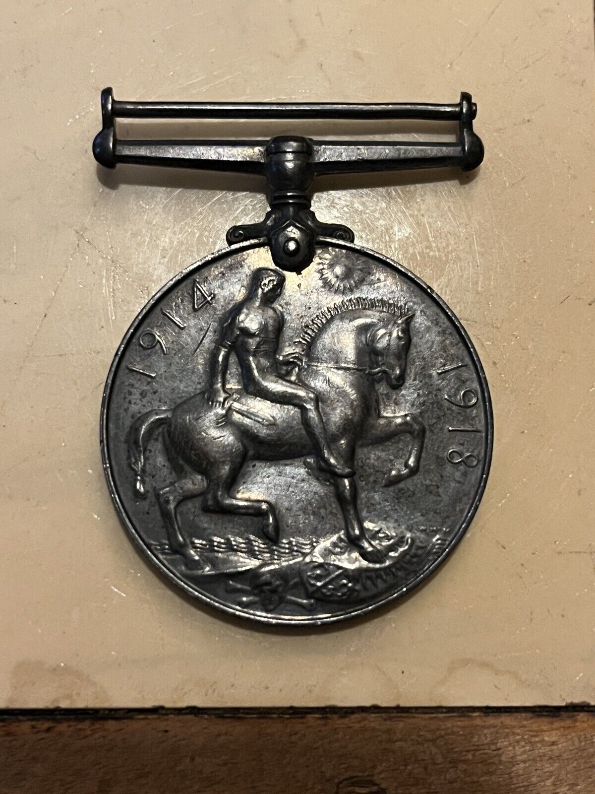 ANTIQUE British War Medal: GEORGIVS V BRITT OMN REX ET IND IMP 1914-1918 silver 