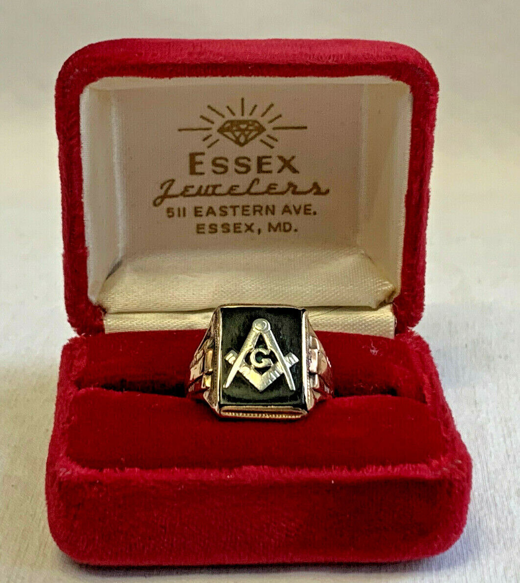 10K Yellow Gold Vtg Masonic Mens Ring Black 6.34g Jewelry Band Sz 8.75 in Case 