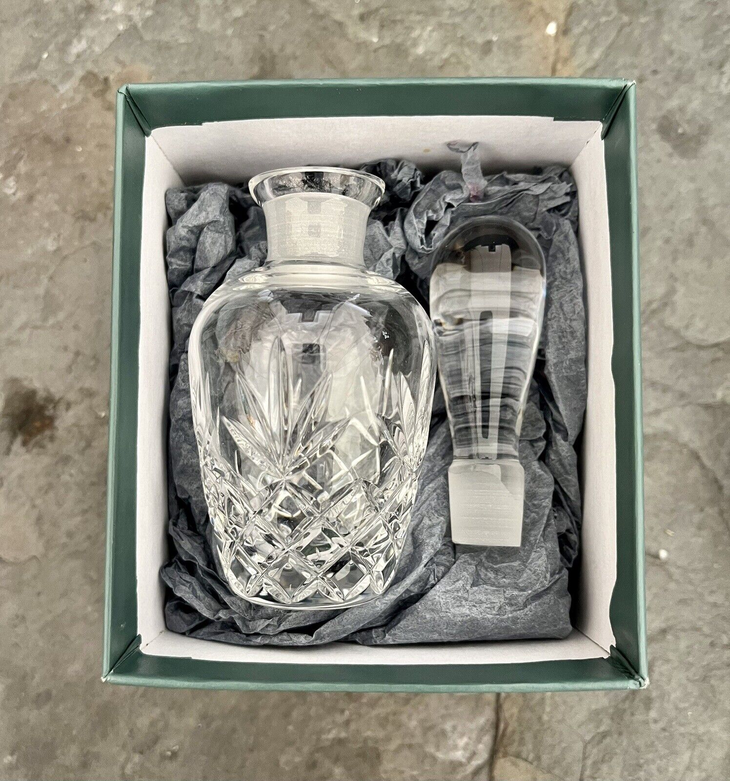 Lenox Cut Crystal CHARLESTON Collection Frangrance Perfume Bottle w/ Stopper NEW