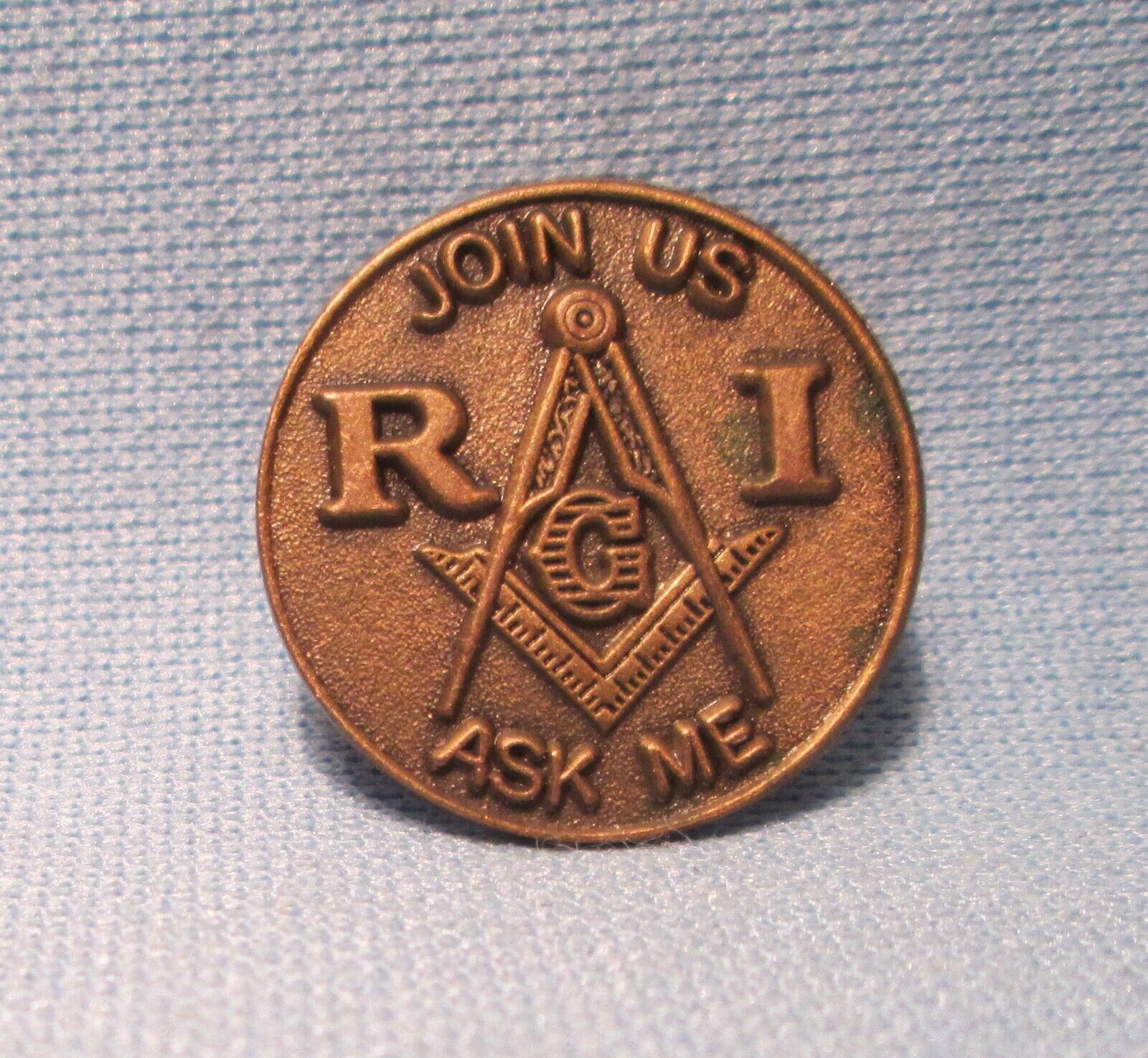 Vintage Masonic JOIN US ASK ME Square & Compass Historical RI Lapel Pin
