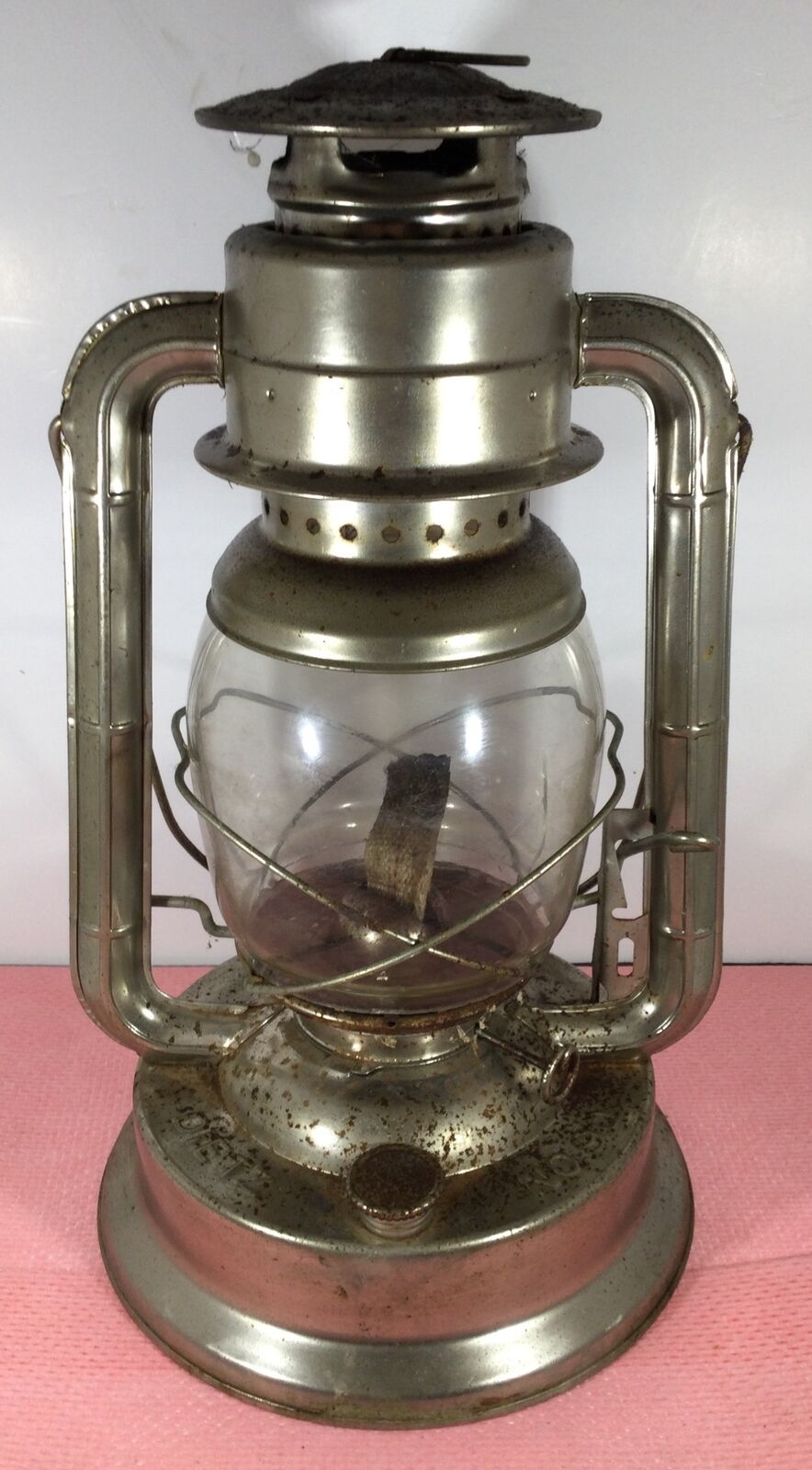 VINTAGE DIETZ No90 D-LITE PARAFFIN OIL HURRICANE LAMP- WORKING WICK