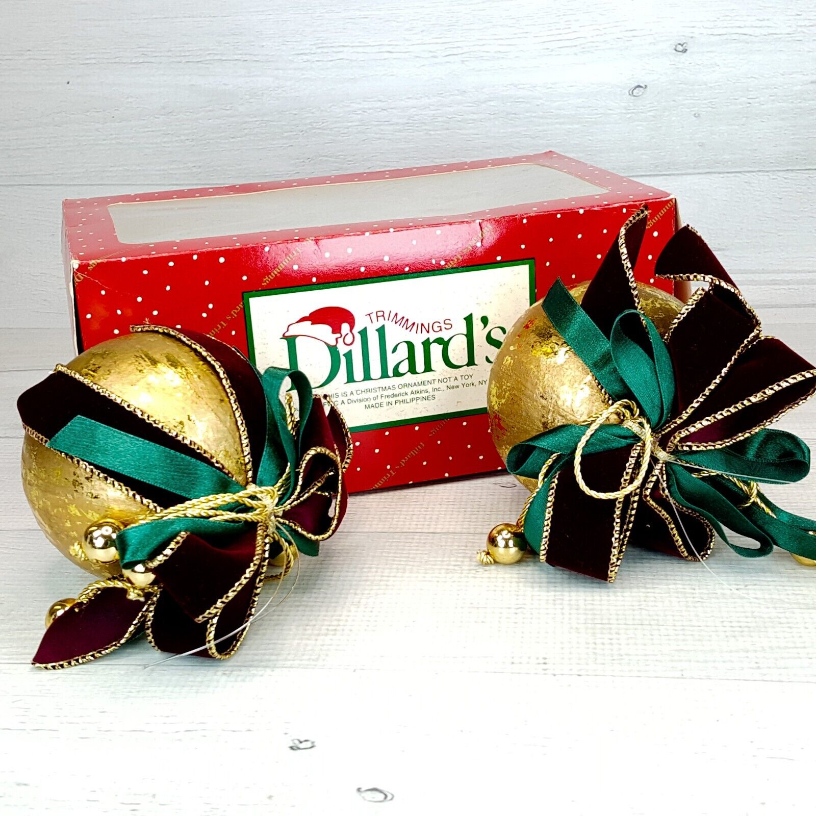 Vintage Dillard\'s Set 2 Christmas Ornaments 4\