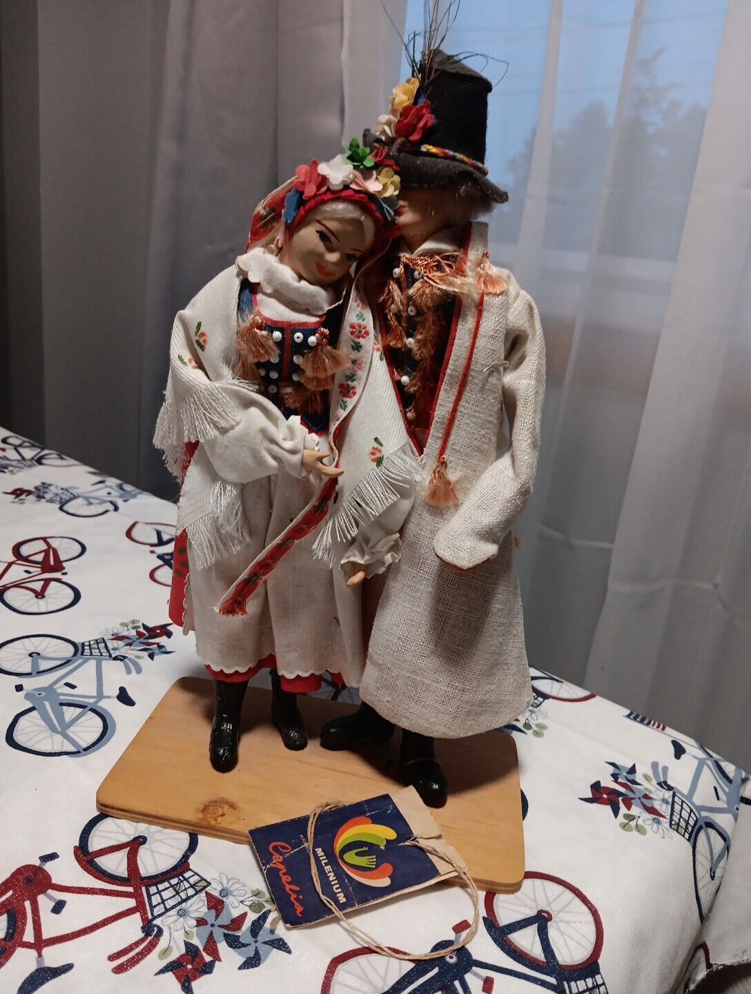 Vtg Cepelia Polish Folk Art Krakow  Region Wedding Dolls  
