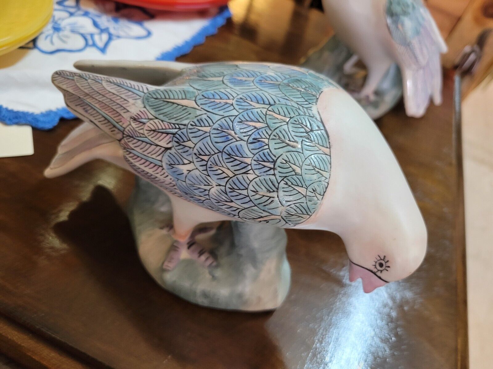 Rare Vintage 1950s Pastel Pigeons WBI hand Painted