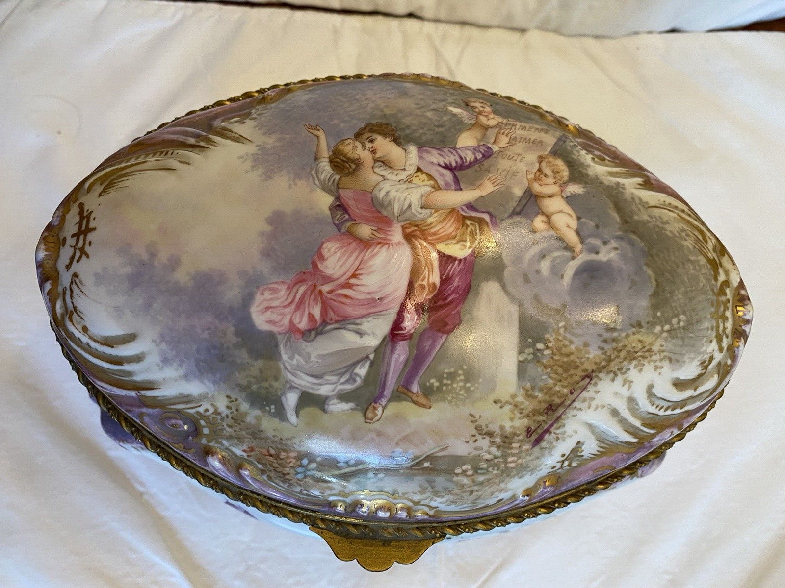 Large Meissen Hand Paint Courting Couple Hinged Casket Box Artist Signed