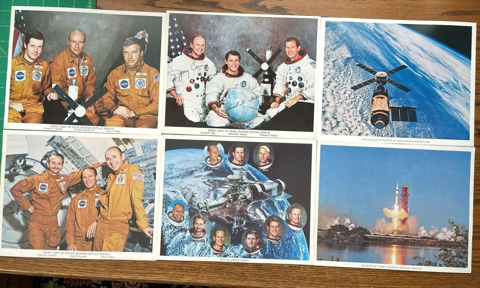 1974 NASA SKYLAB 4 Crew Signed Lithograph + 5 Skylab Crew and Mission Prints