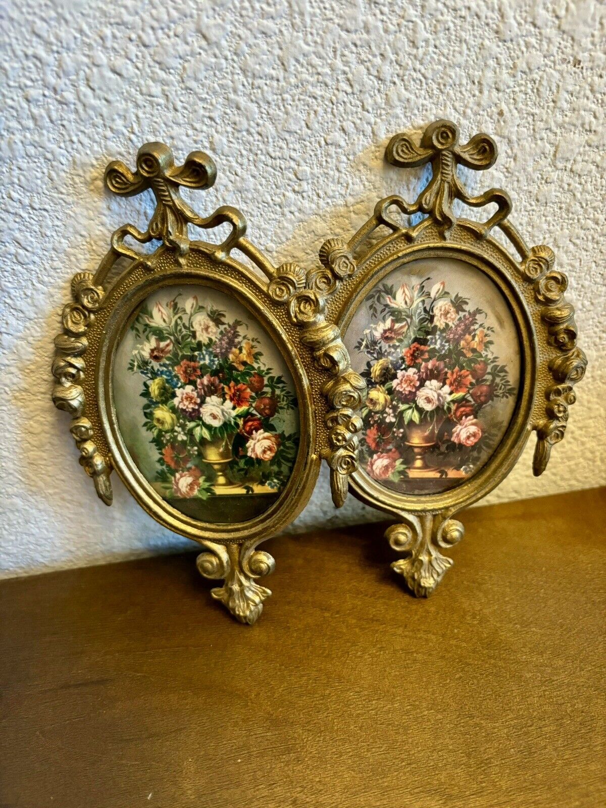 Vintage Oval Brass Floral Picture Frarmes Set of 2 Made in Italy