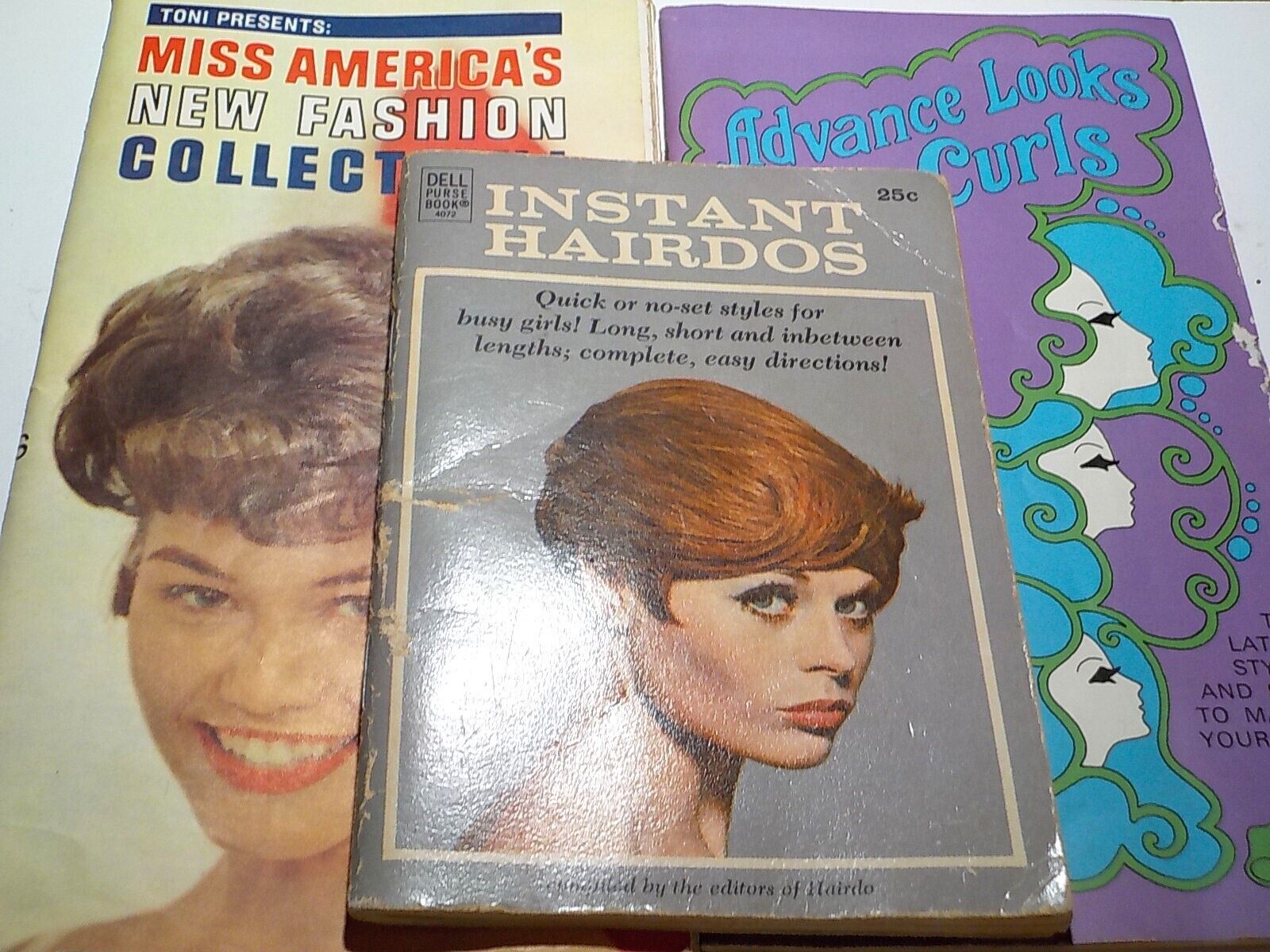 3-pc VTG 1969 60s Pop Art Hair Styling Brochures Dell Purse Book Instant Hairdos