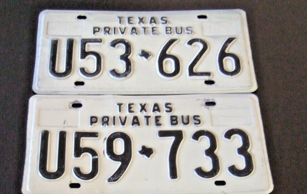 YOUR CHOICE FROM  2  TEXAS  LICENSE PLATES  ISSUED  1976 - 1984  BARN FINDS