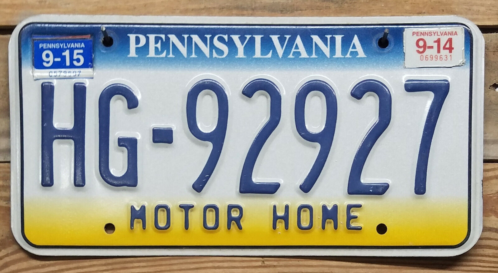 Pennsylvania Expired 2015 MOTOR HOME License Plate ~ HG-92927 ~ Embossed