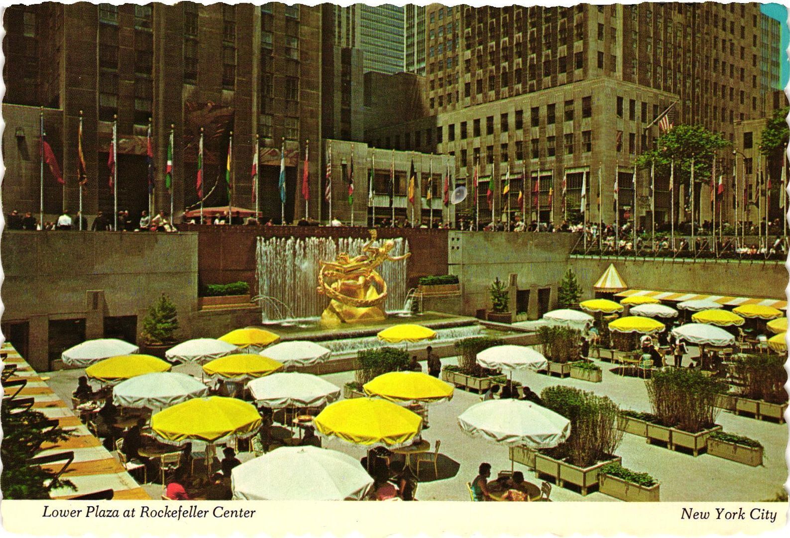 Vintage Postcard 4x6- Lower Plaza at Rockefeller Center, New York City. 1960-80s