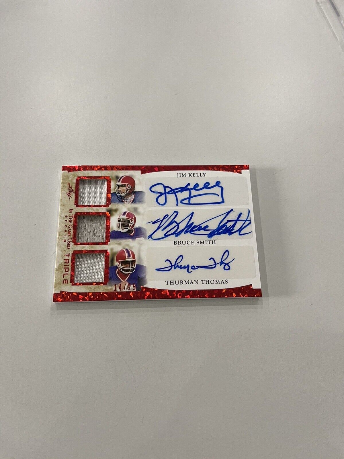 JIM KELLY BRUCE SMITH THURMAN THOMAS Triple Auto Card Jersey Used Red ITG 14/25