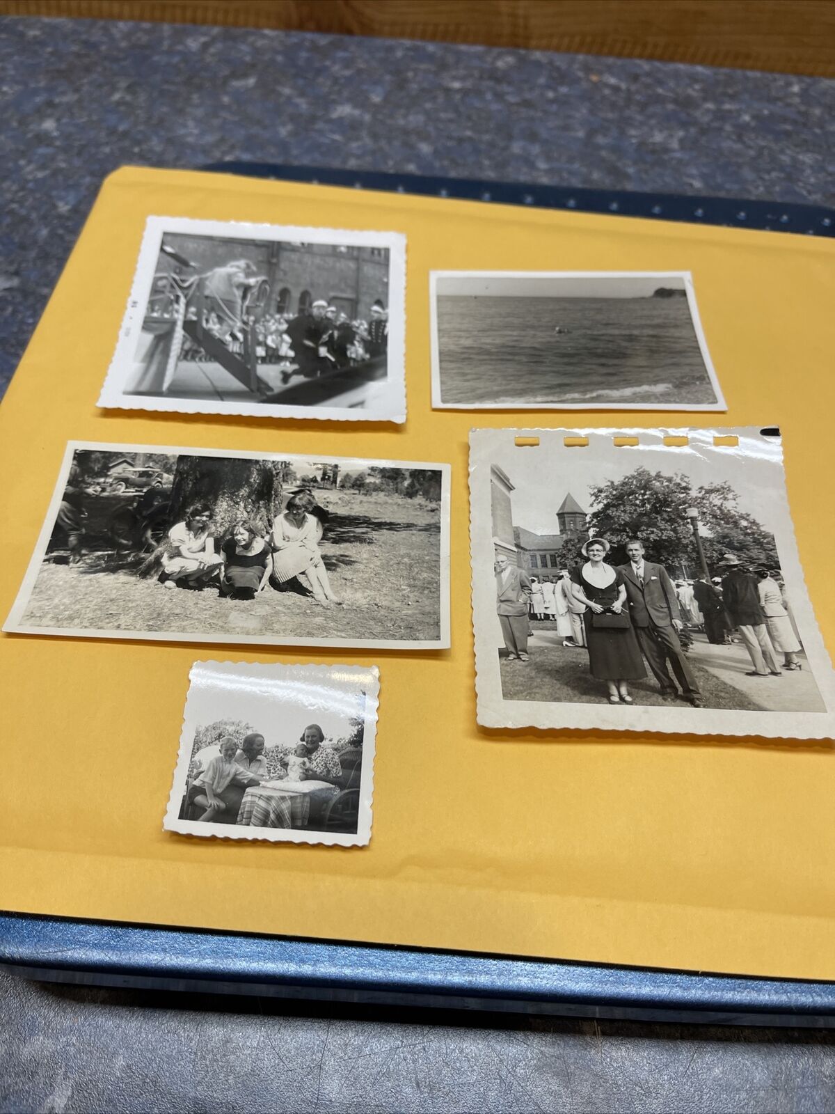Lot Of 10 Black And White Vintage Pictures Lot A23