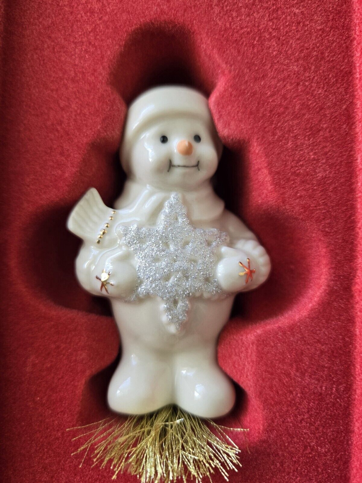 Lenox Snowman Holding Snowflake Gold Trim Christmas Ornament