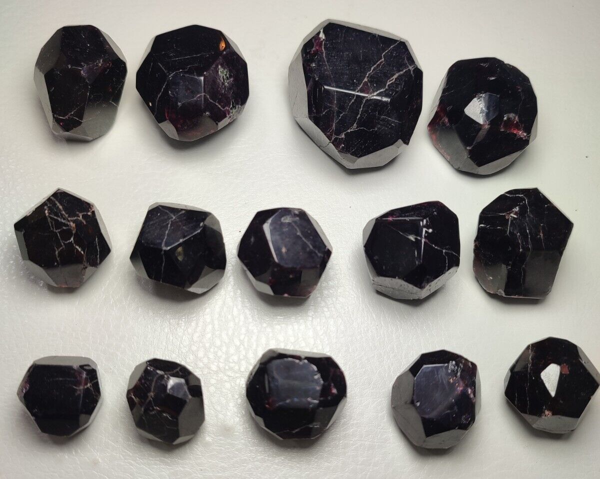 14-Pcs Polished Rhodolite Garnet With Good Size & Luster-Northern Areas Of Pak.